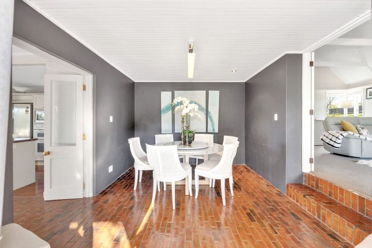 Photo of property in 281 Point View Drive, Shamrock Park, Auckland, 2016