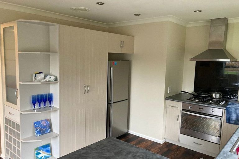 Photo of property in 14 Moore Crescent, Carterton, 5713