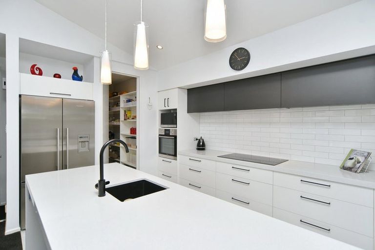 Photo of property in 9 Churchill Drive, Rangiora, 7400