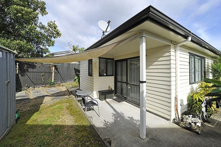 Photo of property in 81 Skipton Street, Mangere East, Auckland, 2024