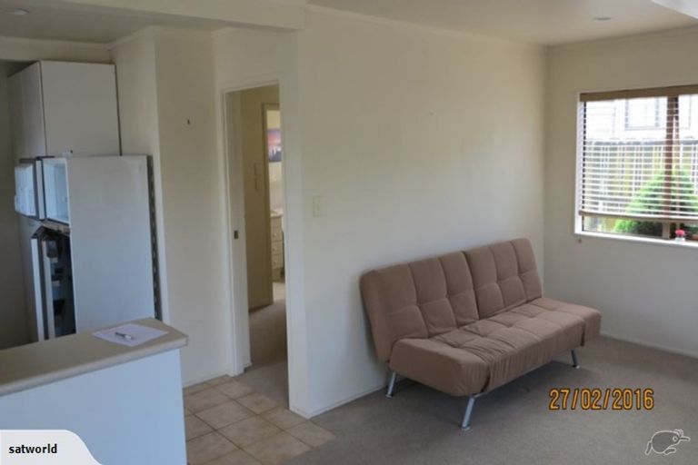Photo of property in 5 Casuarina Road, Half Moon Bay, Auckland, 2012