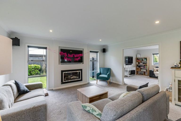 Photo of property in 127 Atawhai Road, Fitzherbert, Palmerston North, 4410