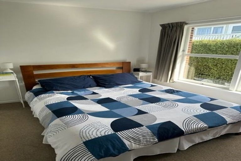 Photo of property in 1/8 Evelyn Place, Hillcrest, Auckland, 0627