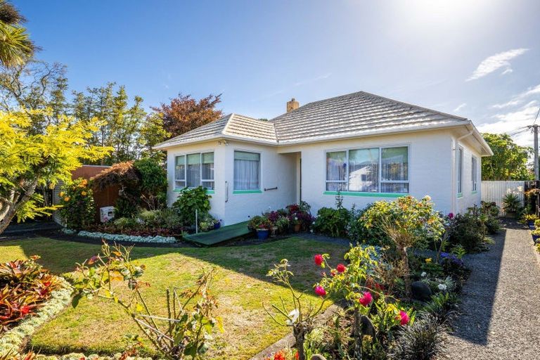 Photo of property in 31 Wrantage Street, Westown, New Plymouth, 4310