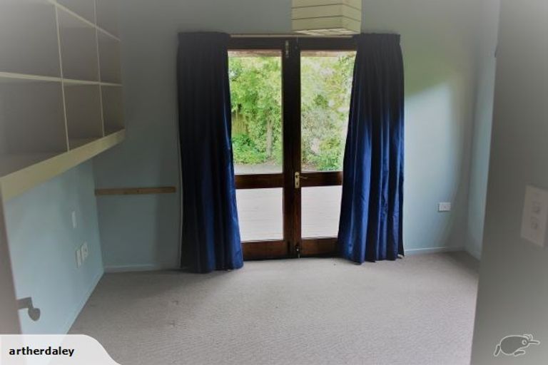 Photo of property in 16 Brookford Place, Westmorland, Christchurch, 8025