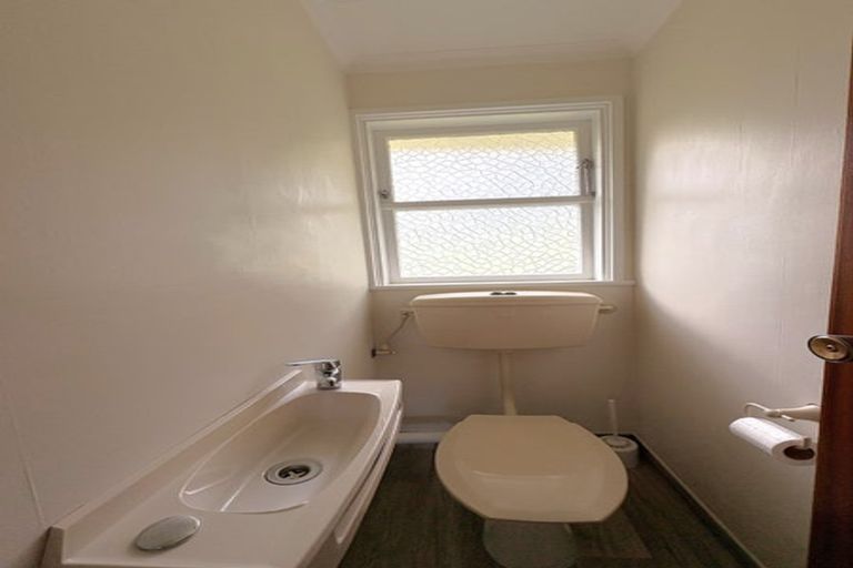 Photo of property in 56 Kamahi Street, Stokes Valley, Lower Hutt, 5019