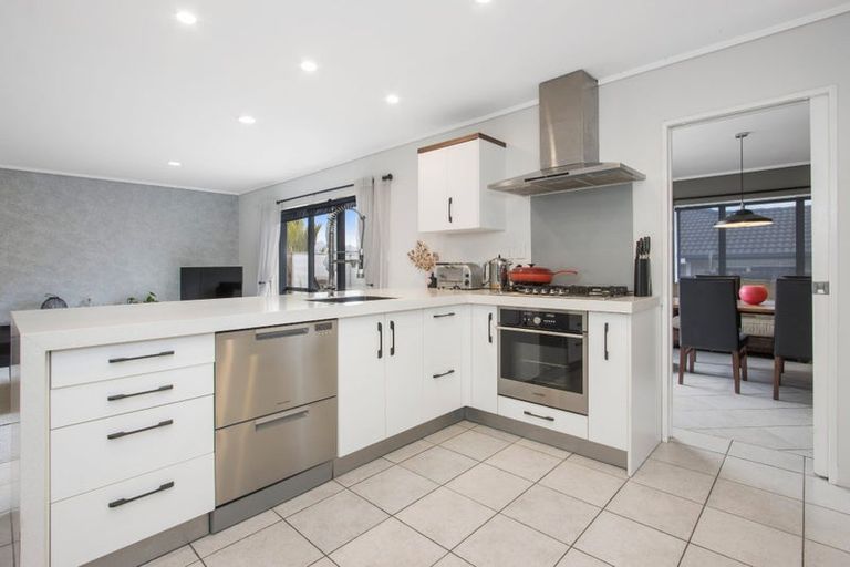 Photo of property in 4 Reabrook Place, Katikati, 3129