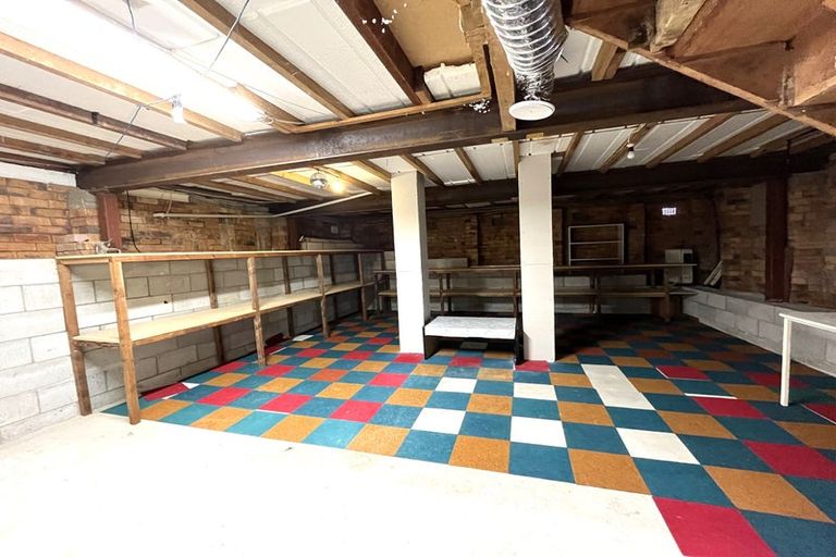 Photo of property in 12 Mander Place, Bucklands Beach, Auckland, 2012