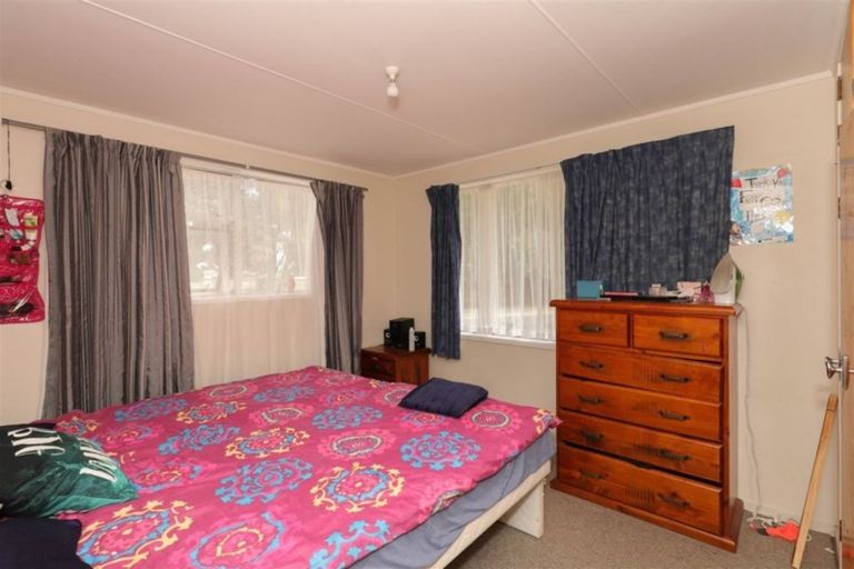 Photo of property in 2 Graham Place, Huntly, 3700