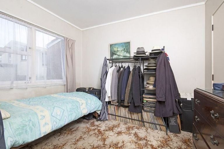 Photo of property in 2a Rachael Place, Farm Cove, Auckland, 2012