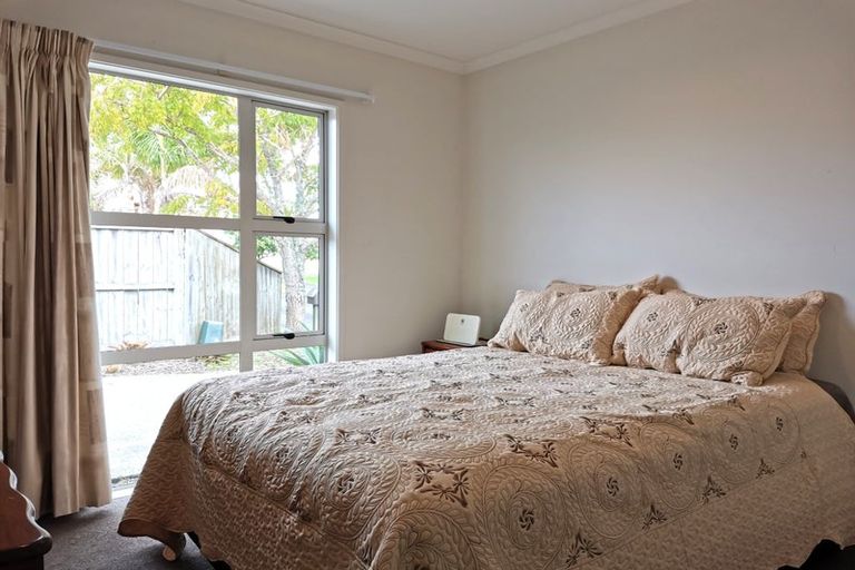 Photo of property in 59 Pyle Road West, One Tree Point, 0118