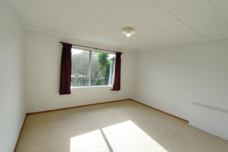 Photo of property in 104 Stanley Road, Glenfield, Auckland, 0629
