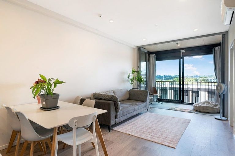 Photo of property in 309/2a Munroe Lane, Albany, Auckland, 0632