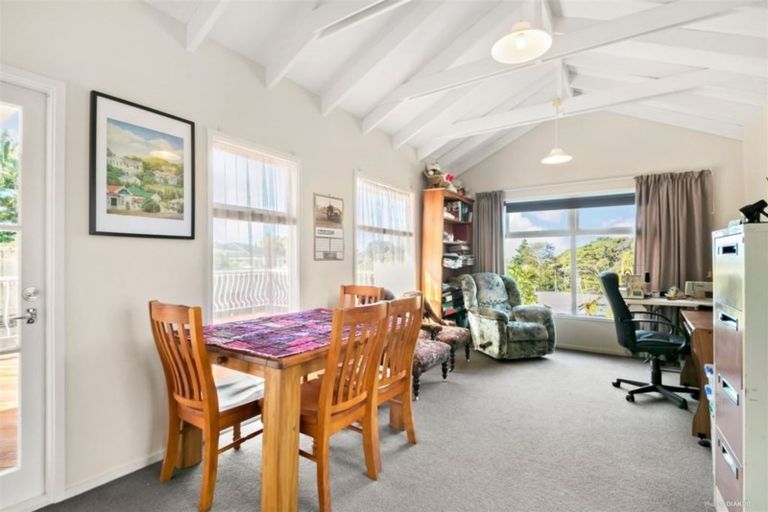 Photo of property in 12 Crystal Avenue, Glendene, Auckland, 0602