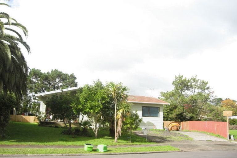 Photo of property in 12 Pixie Place, Pakuranga Heights, Auckland, 2010