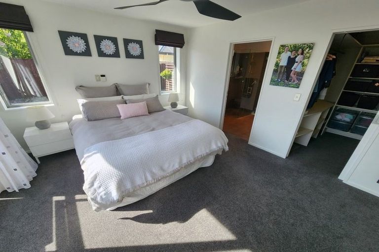 Photo of property in 26 Pohutukawa Crescent, Parklands, Christchurch, 8083