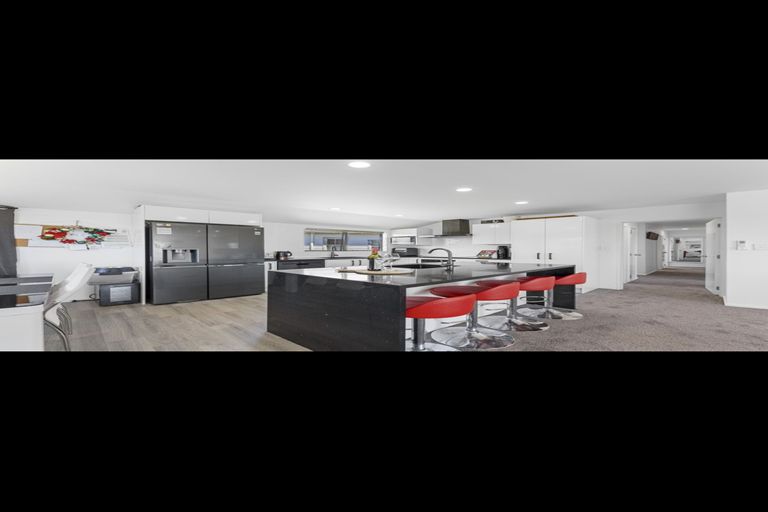 Photo of property in 225 Finlayson Avenue, Clendon Park, Auckland, 2103