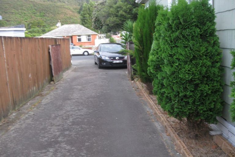 Photo of property in 25 Petherick Street, Taita, Lower Hutt, 5011