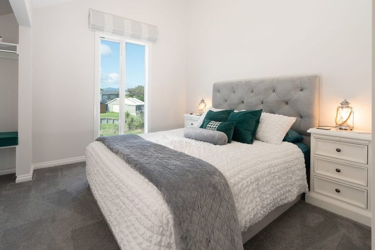 Photo of property in 87 Rutherford Drive, Waikanae Beach, Waikanae, 5036