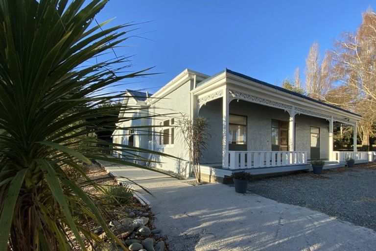 Photo of property in 13 Meadow Street, Lumsden, 9730