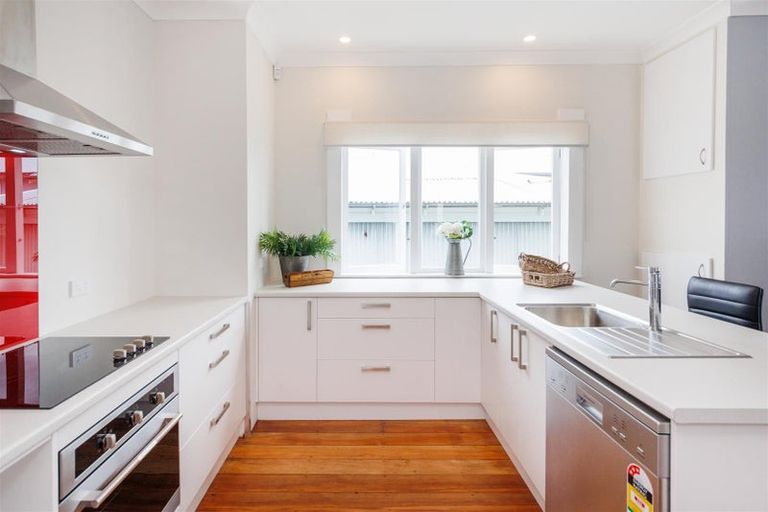 Photo of property in 37 Harris Street, Marton, 4710