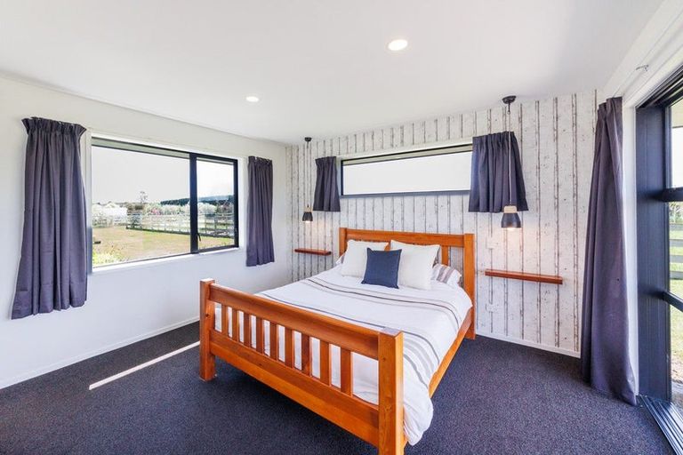 Photo of property in 103 Almadale Road, Cheltenham, Feilding, 4777