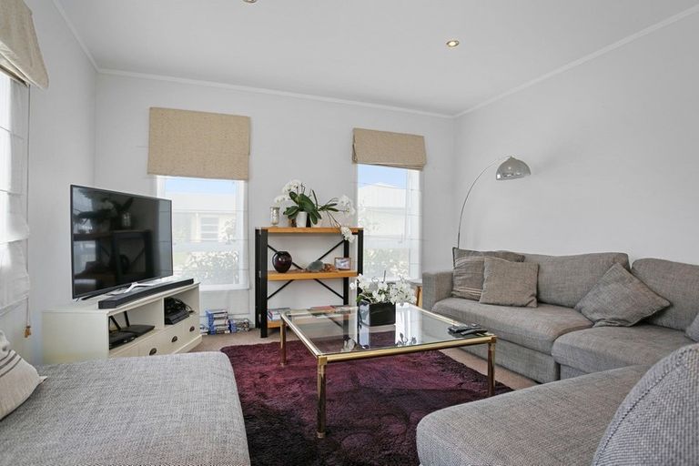 Photo of property in 60b Raleigh Street, Leamington, Cambridge, 3432