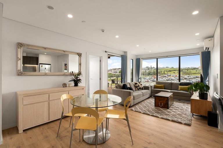 Photo of property in 322/3 Kaipiho Lane, Albany, Auckland, 0632