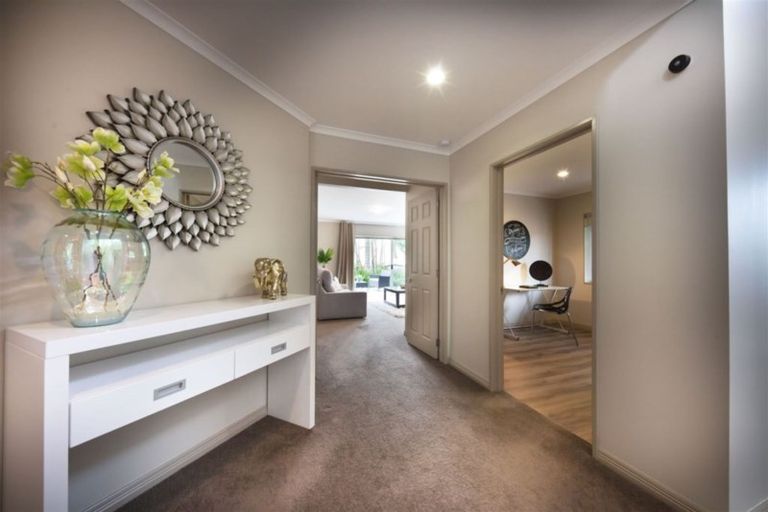 Photo of property in 18 Seacrest Drive, West Harbour, Auckland, 0618