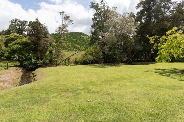 Photo of property in 180c Dimmock Road, Waitakaruru, Pokeno, 2471