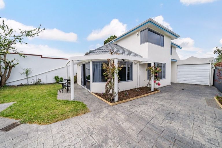 Photo of property in 14 Mahoe Street, Hutt Central, Lower Hutt, 5010