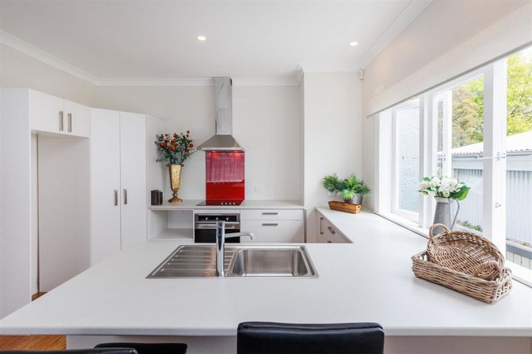 Photo of property in 37 Harris Street, Marton, 4710