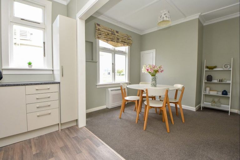 Photo of property in 107 Broadway, Carterton, 5713