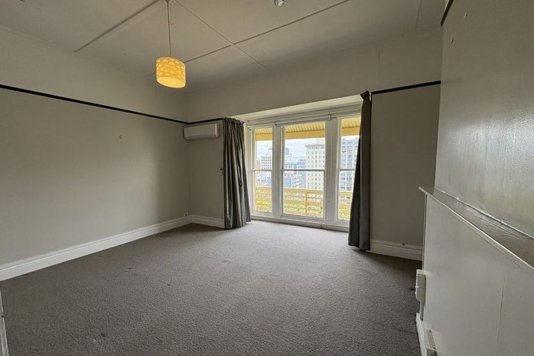 Photo of property in 1/18 Clifton Terrace, Kelburn, Wellington, 6012