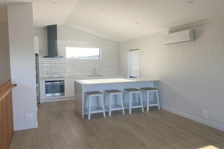 Photo of property in 774b Whangaparaoa Road, Manly, Whangaparaoa, 0930