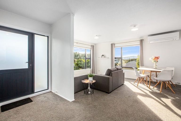 Photo of property in 49a Albatross Close, Whitby, Porirua, 5024
