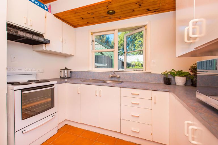 Photo of property in 8a Walsh Street, Forest Lake, Hamilton, 3200