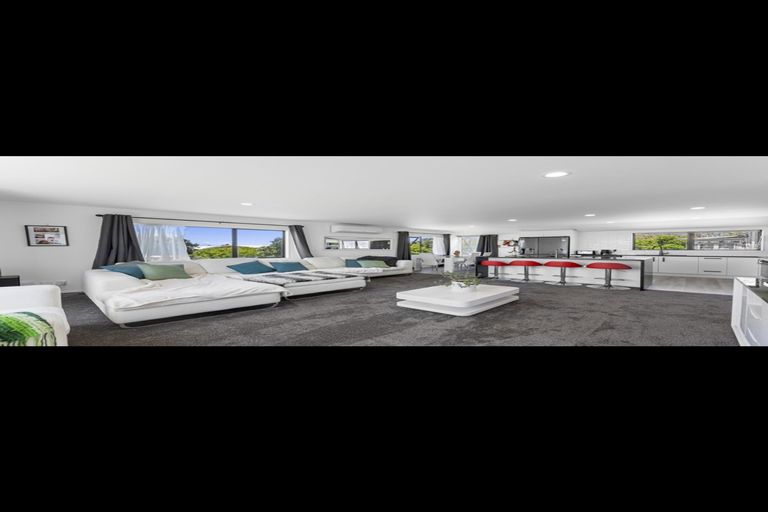 Photo of property in 225 Finlayson Avenue, Clendon Park, Auckland, 2103