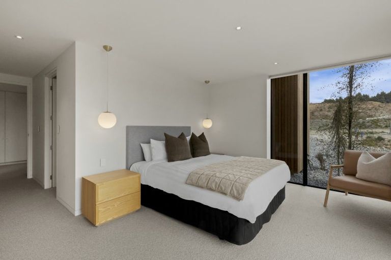 Photo of property in 18 Station Bay Rise, Lake Tekapo, 7999