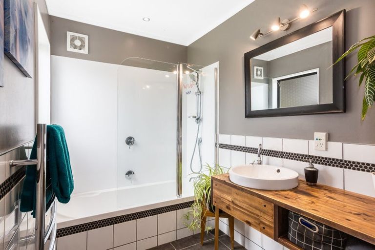 Photo of property in 41b Thornley Street, Titahi Bay, Porirua, 5022