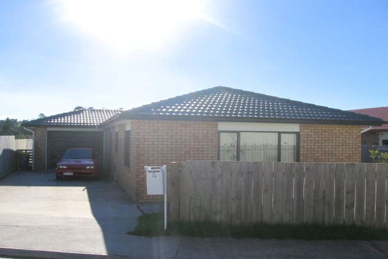 Photo of property in 14 Chesterton Terrace, Henderson, Auckland, 0612