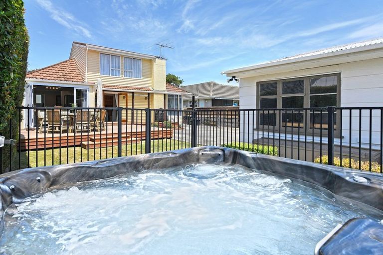 Photo of property in 46 Sheridan Crescent, Trentham, Upper Hutt, 5018