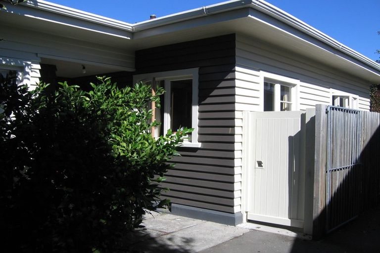 Photo of property in 17 Mersey Street, St Albans, Christchurch, 8014