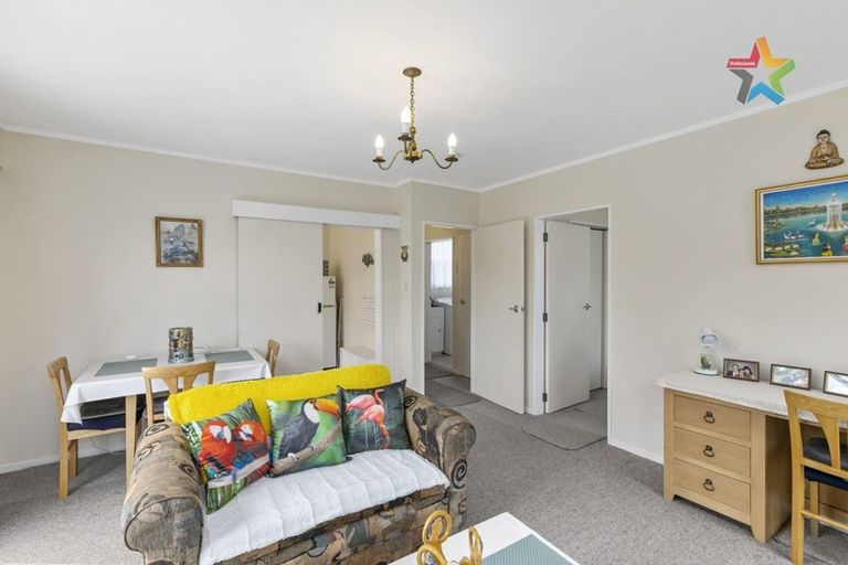 Photo of property in 5/154 Whites Line East, Waiwhetu, Lower Hutt, 5010