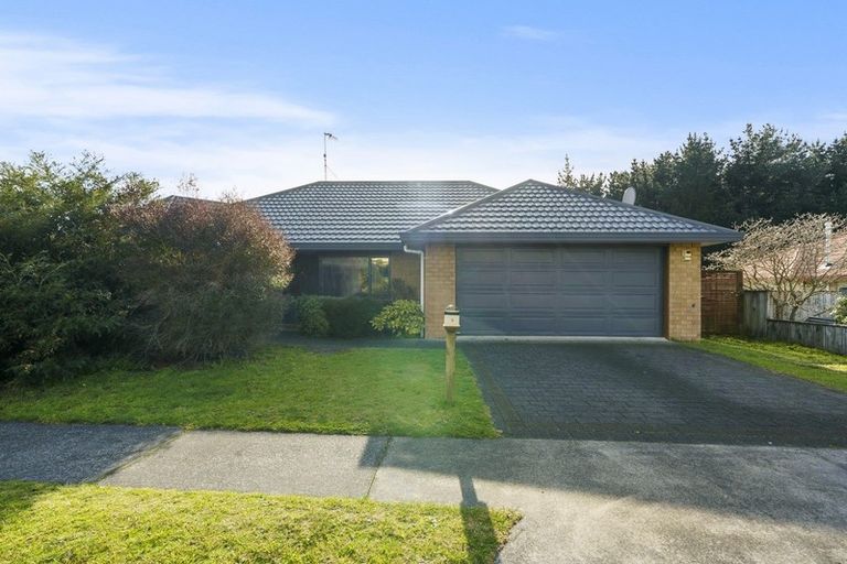 Photo of property in 5 Harry Shaw Way, Raumati South, Paraparaumu, 5032