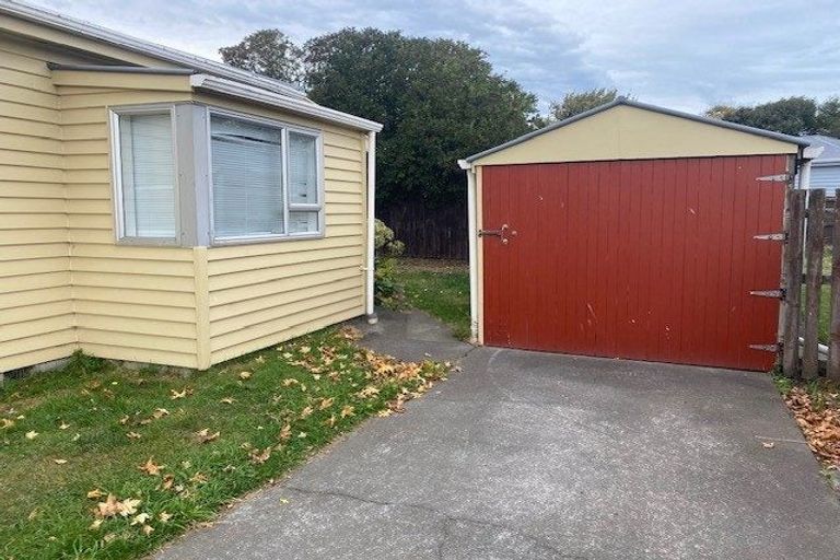 Photo of property in 253 Main South Road, Hornby, Christchurch, 8042