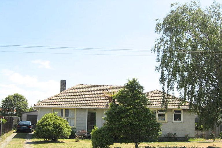 Photo of property in 17 Doreen Street, Aranui, Christchurch, 8061