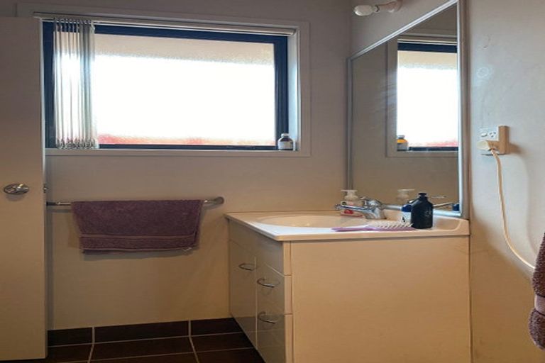 Photo of property in 9a Lawrie Avenue, Pukekohe, 2120