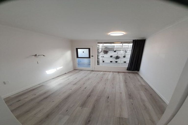 Photo of property in 2/63 Kamo Road, Regent, Whangarei, 0112