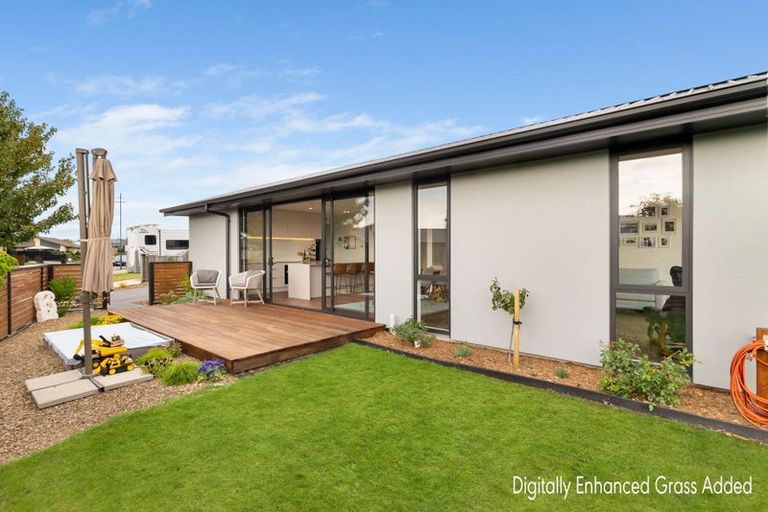 Photo of property in 9 Pahua Street, Pegasus, 7612